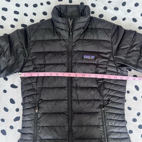 XXS Patagonia Women’s Down Jacket - Picture 7 of 8